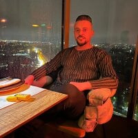 InsaneMattt 现场XXX聊天