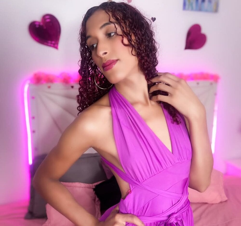 tiffannydoll99 from stripchat