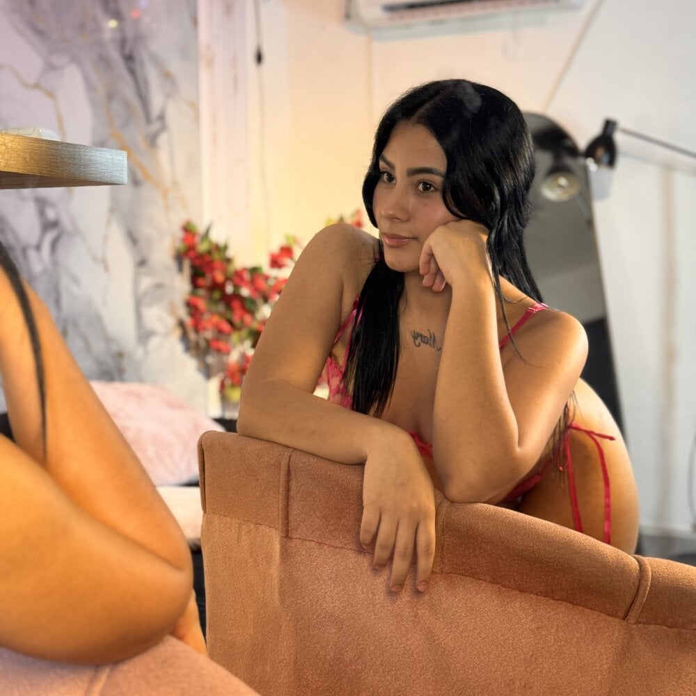 stripchat zoe_carter_r webcam profile pic via livesex.fan