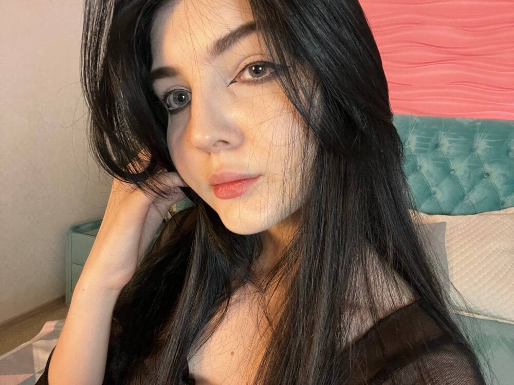ruthmoon from stripchat