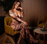 antoneella_jones's webcam live show