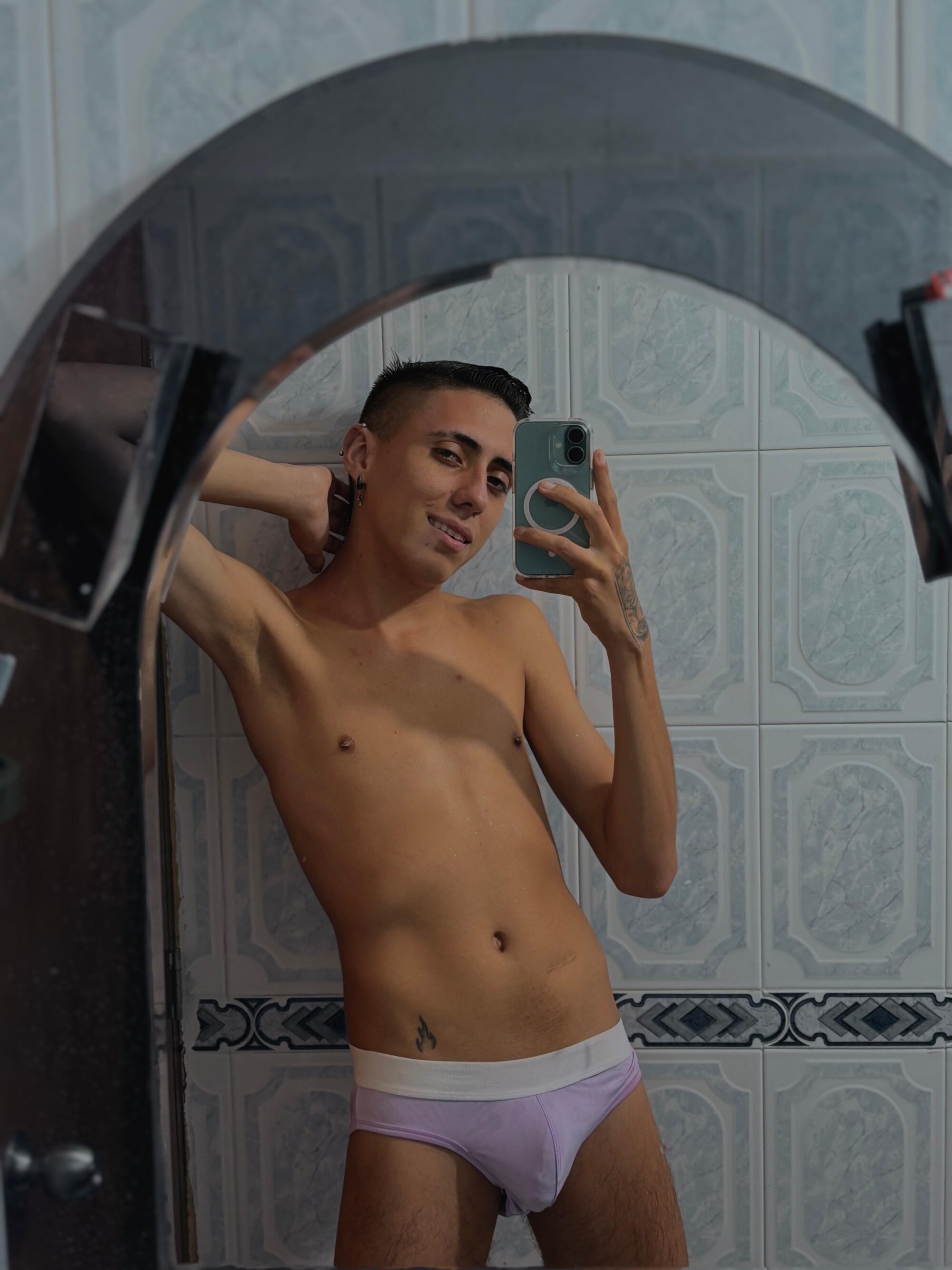 emilio_cum
