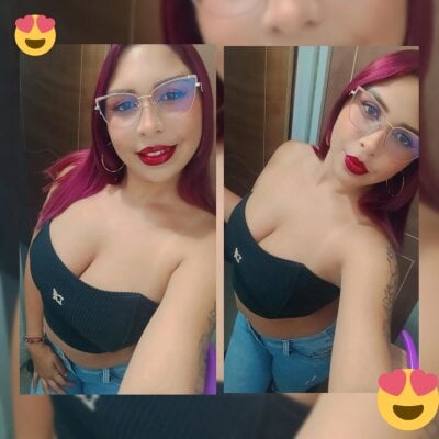 Violet_horny05