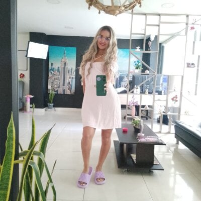 Iisabella_noa Female Newcheapestprivates XXX Live Cam