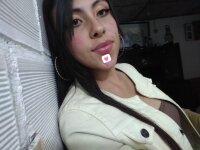 Nahomi1_ch's Offline XXX Chat