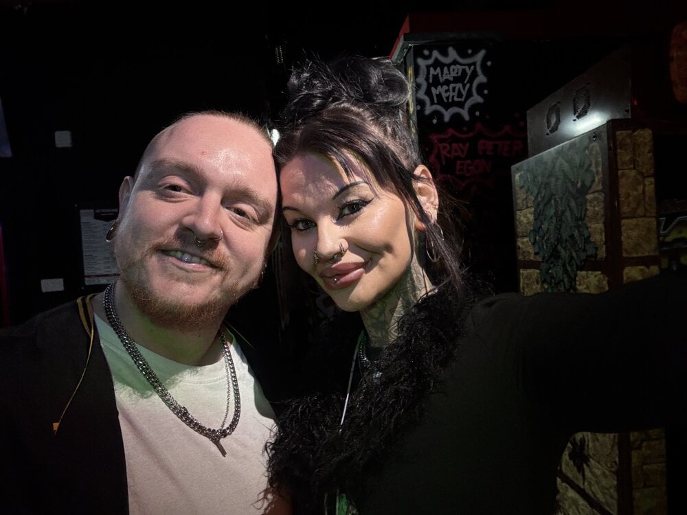 DaddyAndBabyGirl94: συνομιλία ΧΧΧ εκτός σύνδεσης