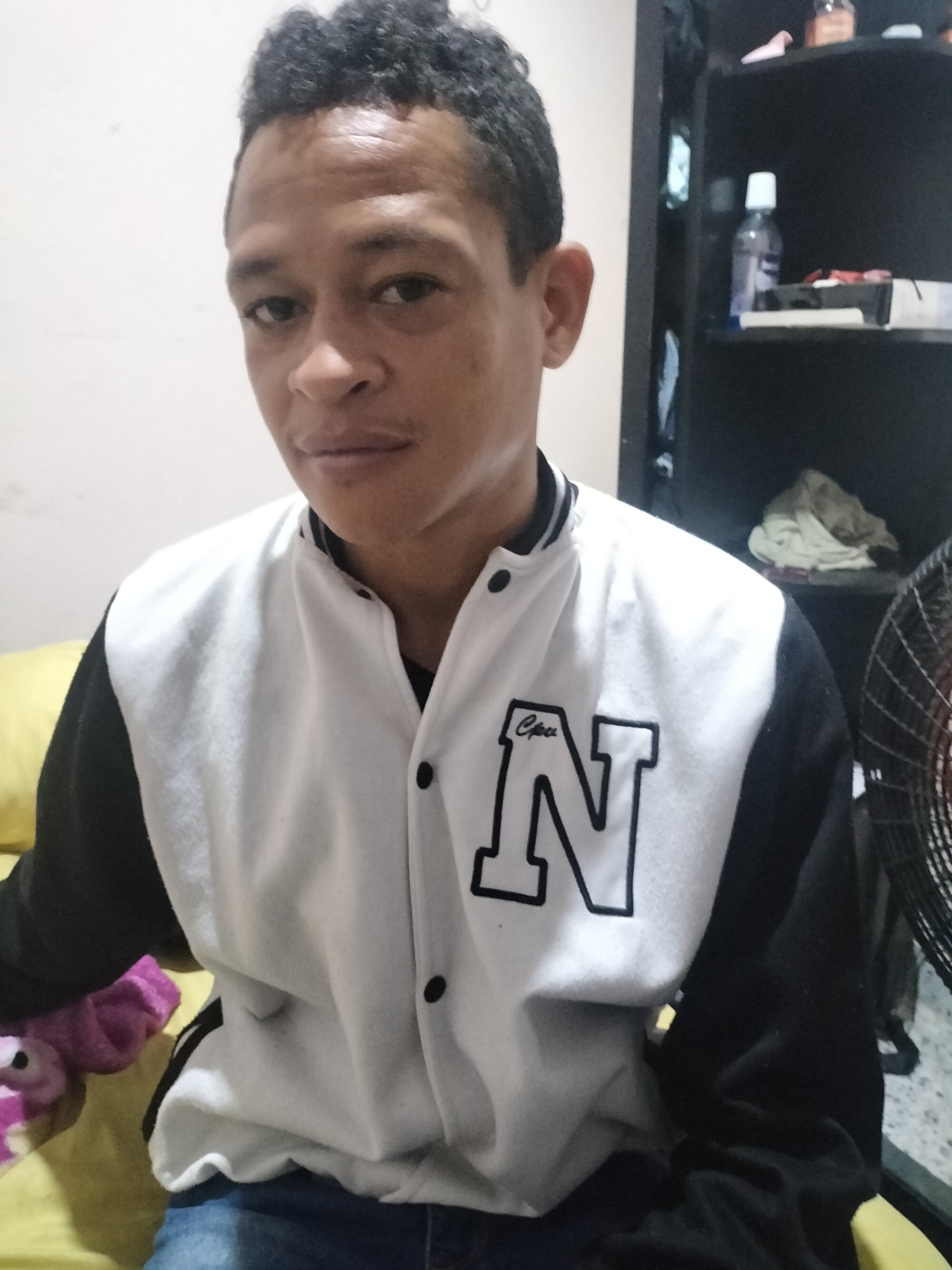Santy_horny_boy