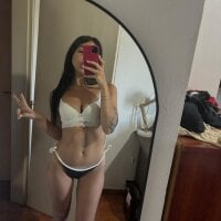 lucialuna's webcam live show
