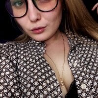 NikkaMorre's Offline Chat Room