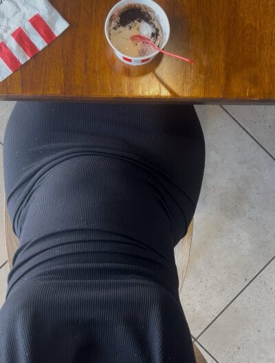 ItsKinkyLuna Female African Free Webcam Chat