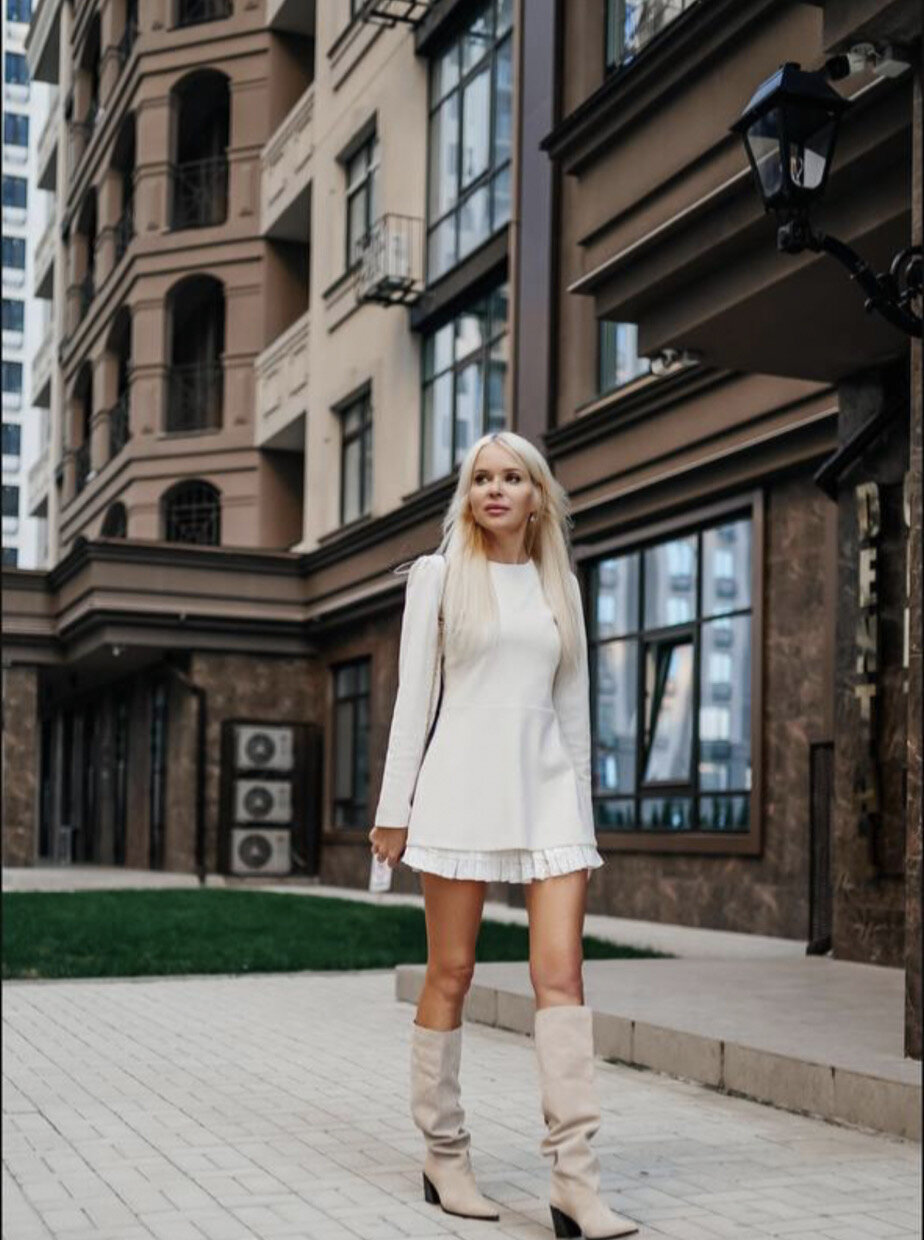 Blondie_Swan