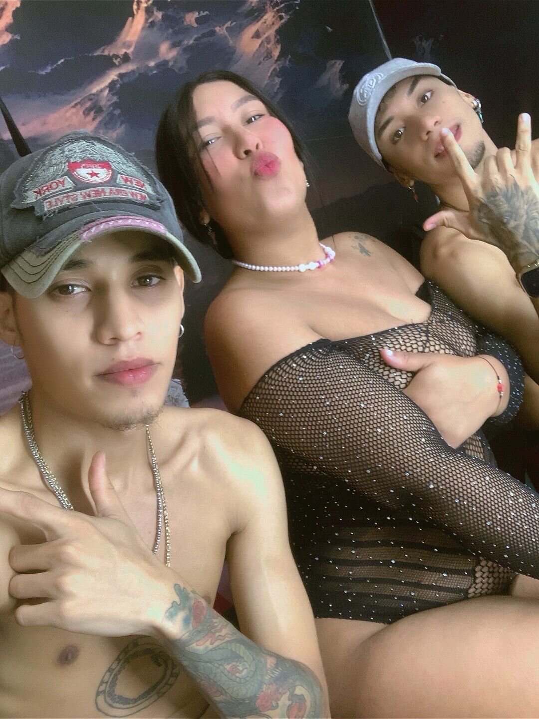 Girls-On-Fire
