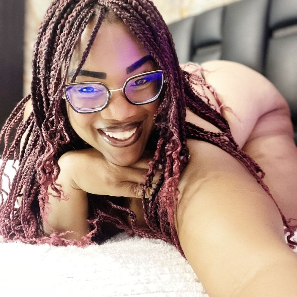 aranzalatinblaks1 from stripchat