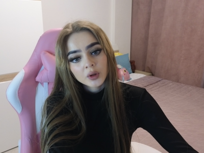 Anna_Nikol