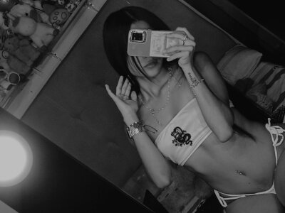 Britany_Vlaks - Stripchat Girl 