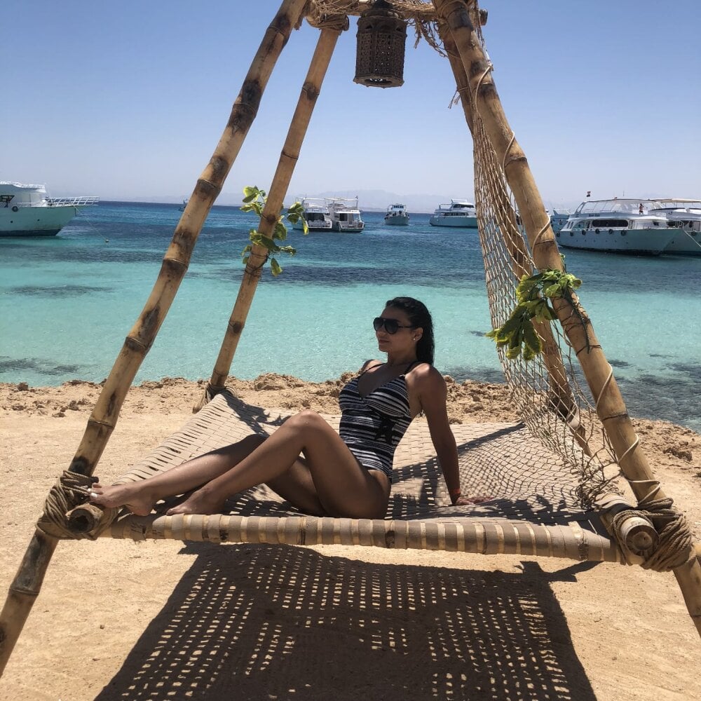 mistressmiia webcam livesex profile in romanian cams