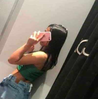 Laura-Foxx profile