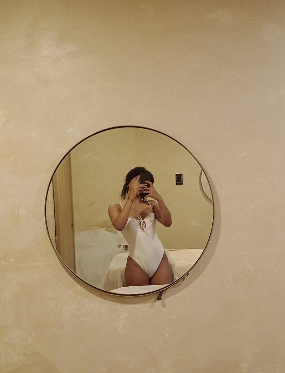 lunasoto_s webcam profile - Kenyan