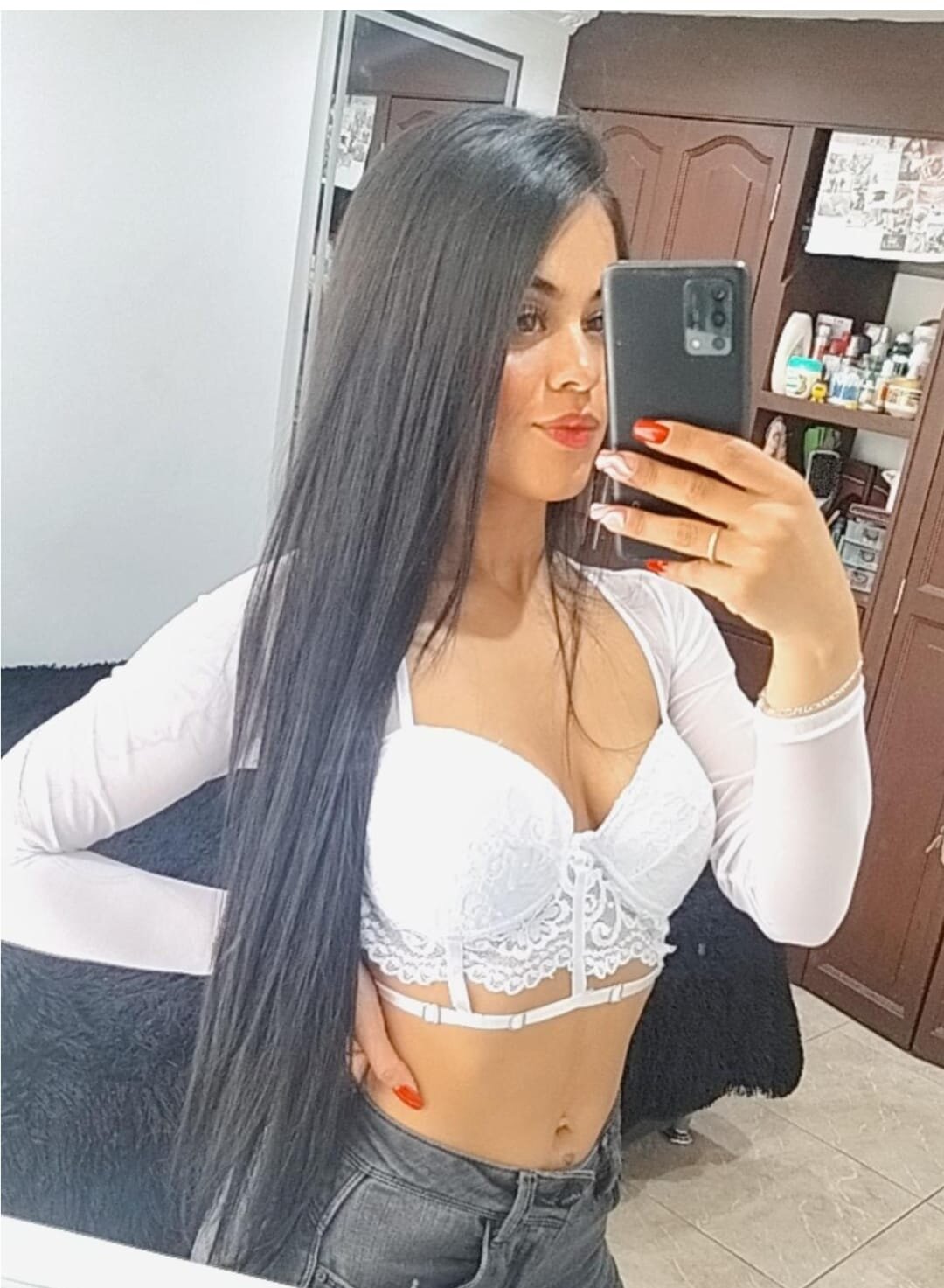 Ami_Hot