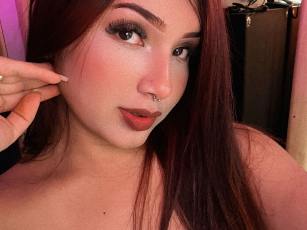 charlotte_hall_ from stripchat