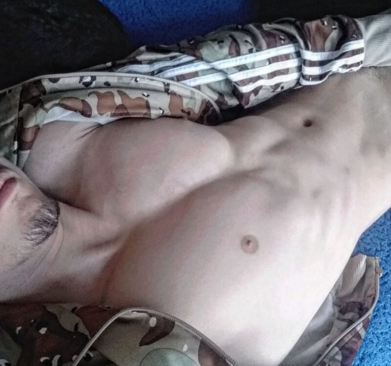 Live sex webcam photo for JAKE_MURPHY #290239800