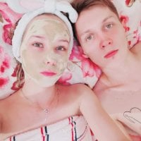James_and_Ann's Offline Chat Room