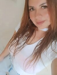 Dulce__xxx's Offline Chat Room