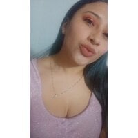 Greta__Moretti1's Offline Chat Room