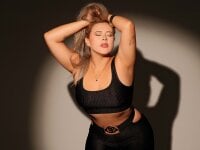 ALONDRAMILF's webcam live show