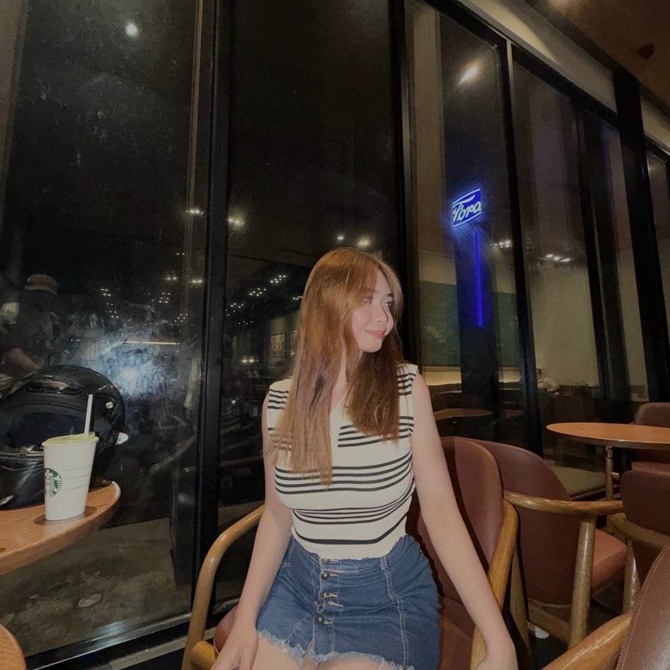 livesexasiancams.com johanaburis livesex profile in blond hair cams