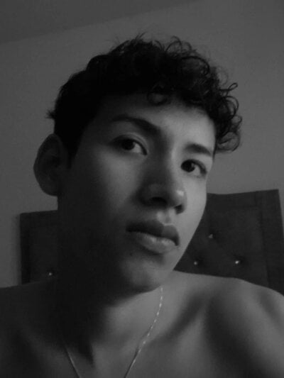 Matteo_white1