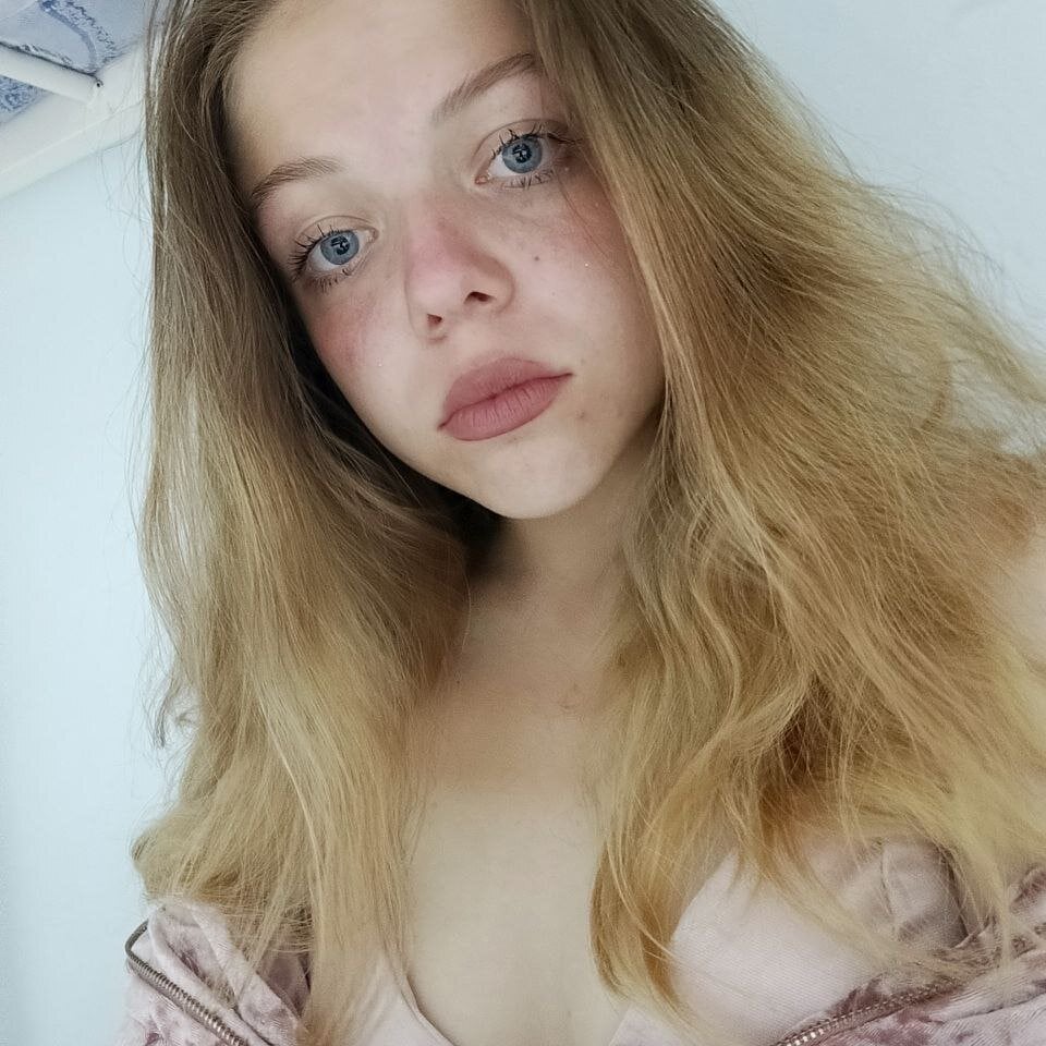 ArleighDelmore 🧜 free live chat