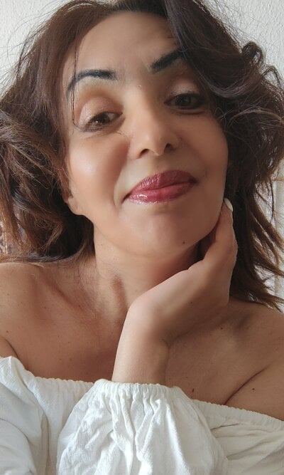 Sakari17 on StripChat