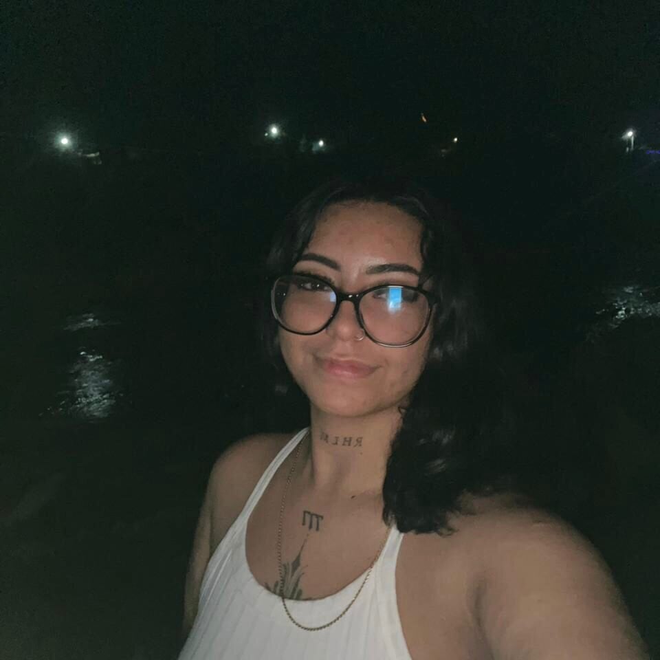 sexcam3d.net kittylu777 livesex profile in in-your-bed-and-your-heart cams