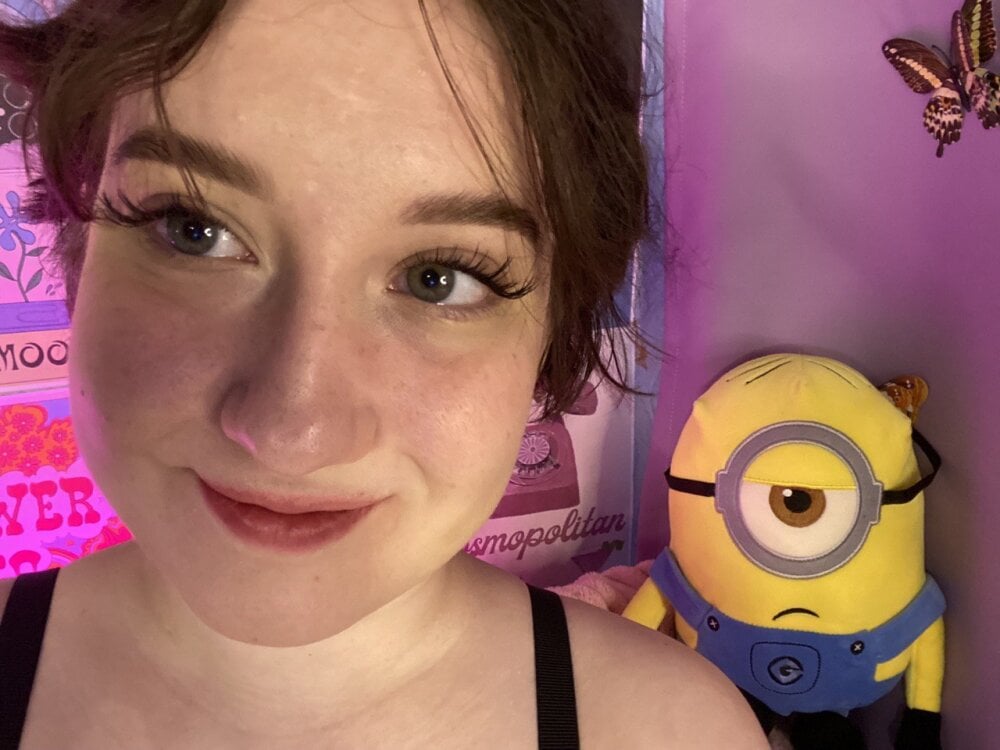 minionss live cam model at StripChat