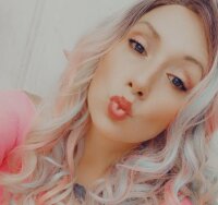 lilylovescreampies' Offline XXX Chat