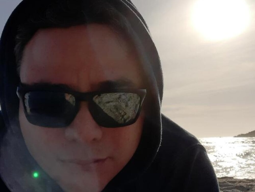 AndresxxxAA profile