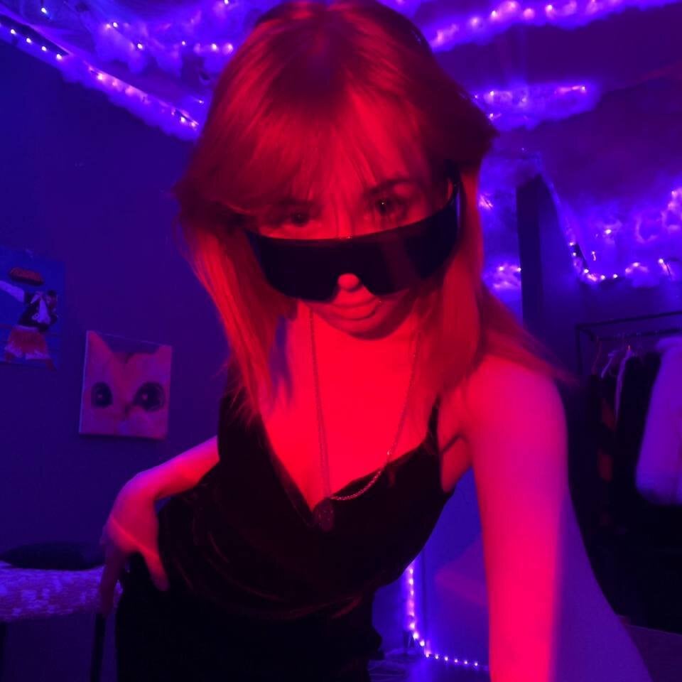 happy_milly from stripchat