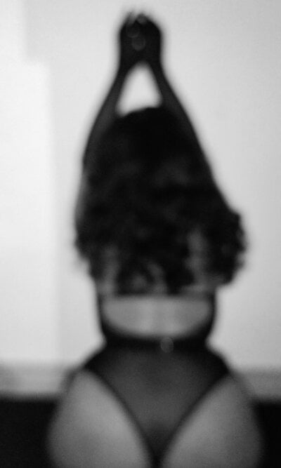 Gulaboo100 on StripChat