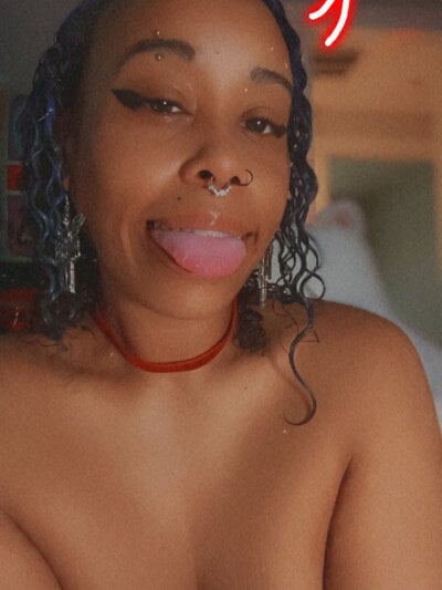 Loveluna8 - Stripchat Girl 