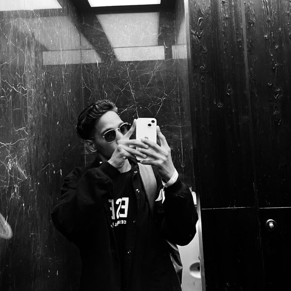suckmyharddickk profile