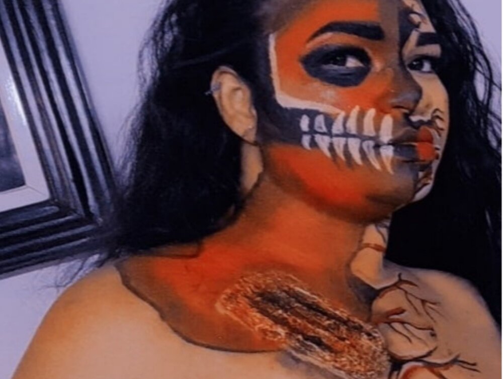 Live sex webcam photo for Cloe_35 #290100850