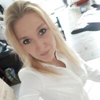 Offline chatovací místnost Monique_GQ