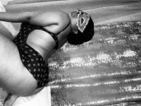 JuicyMellow's webcam live show