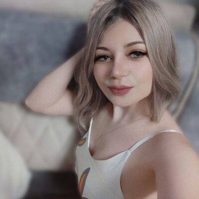 tiffanyadamss from stripchat
