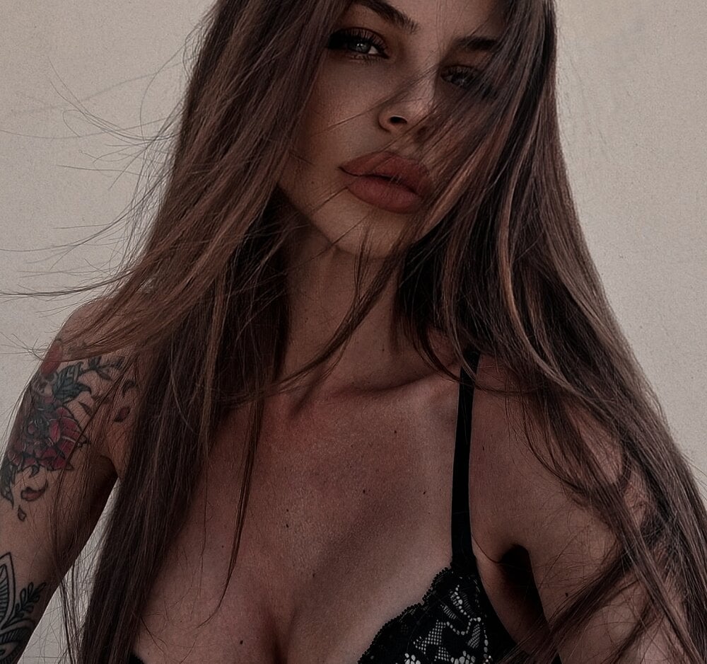 Live sex webcam photo for ashleyhaze #290060437