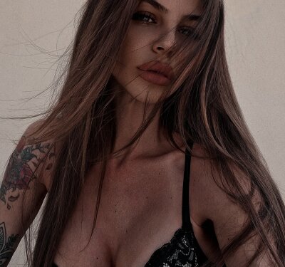 ashleyhaze 🍛 live show