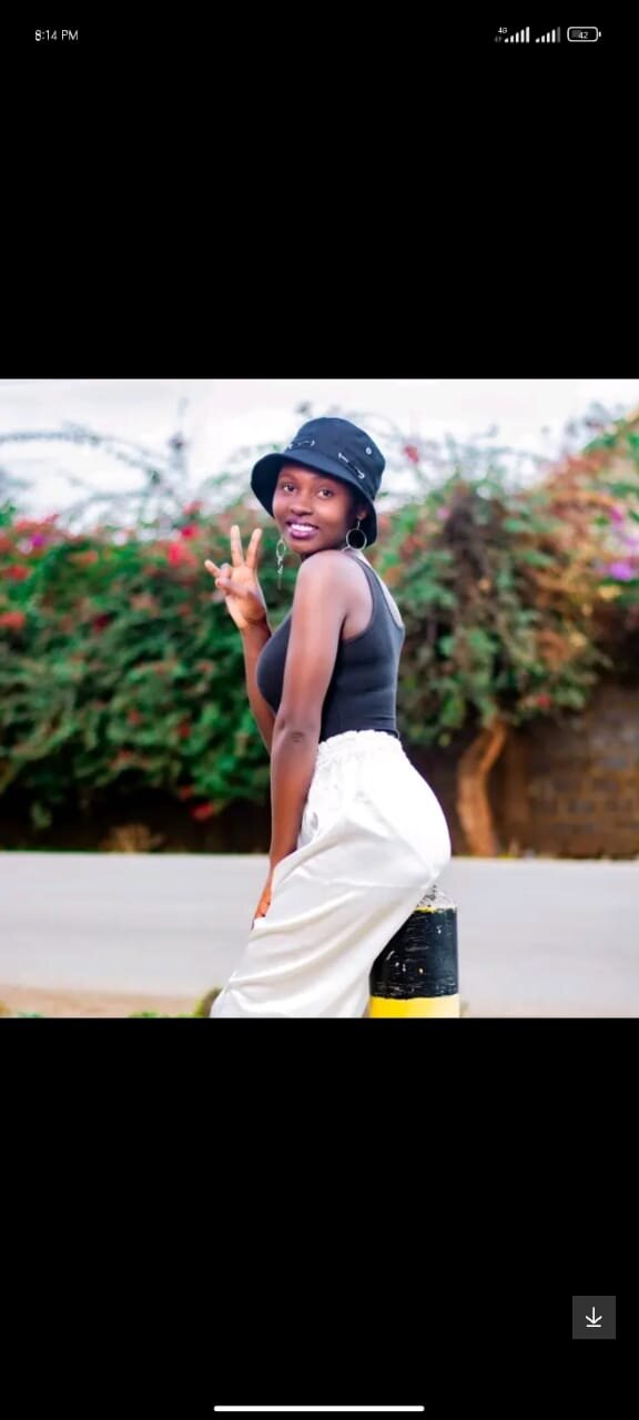 Ebony-shaniz