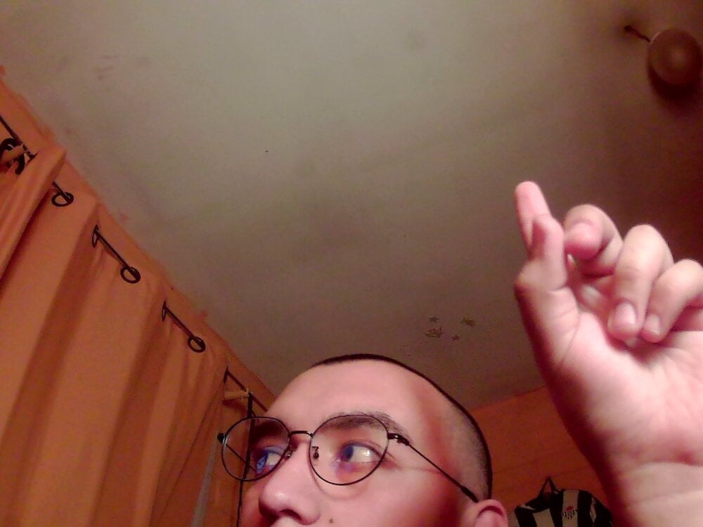 pisceslost from stripchat