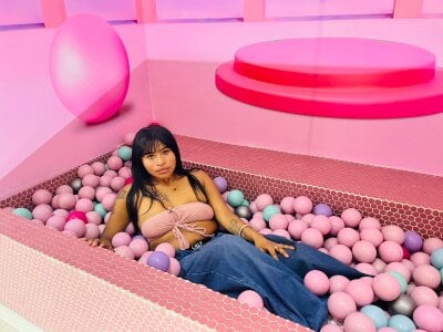 Gabriela_pink_x profile